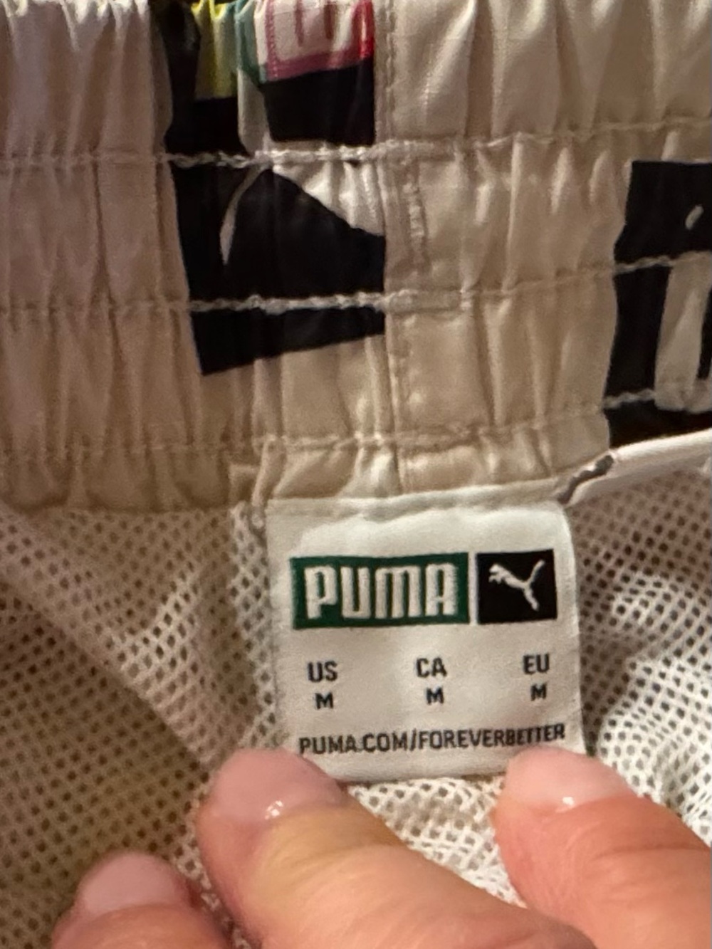Puma size M board shorts athletic all over print logo beach sports - Picture 9 of 13